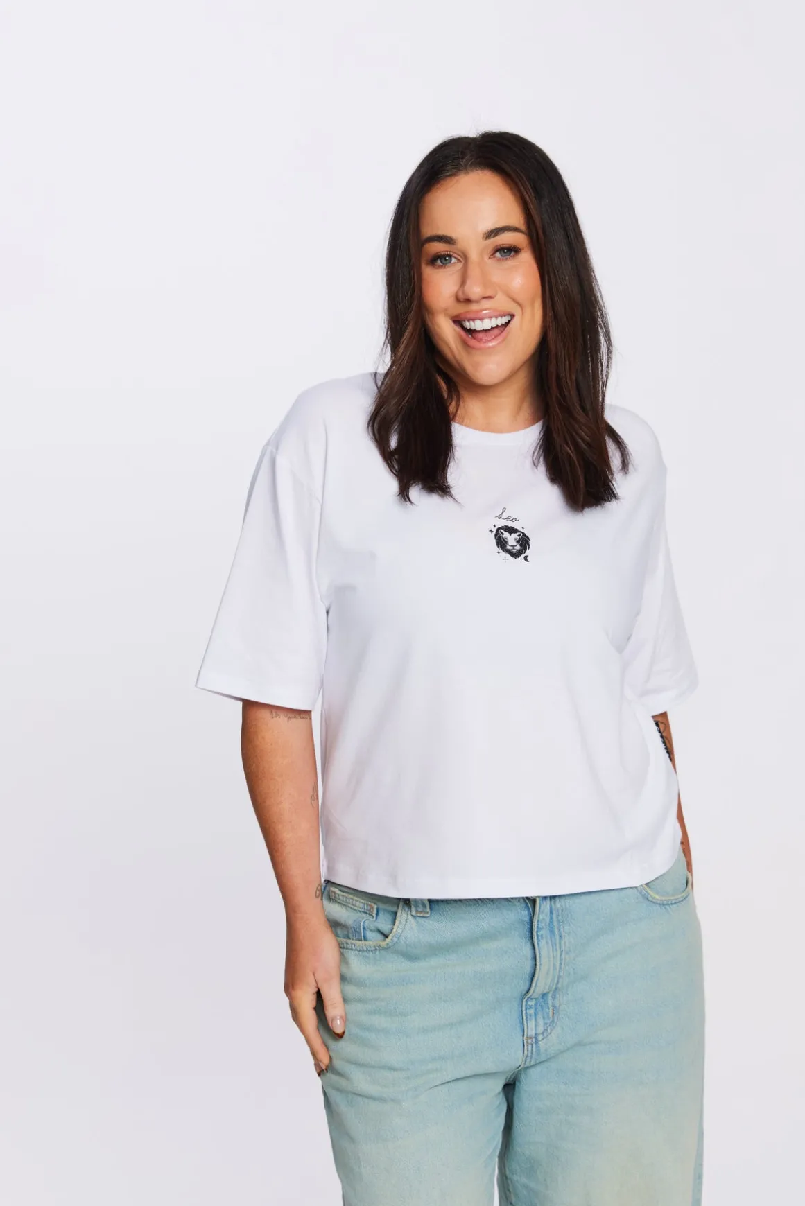 Leo Cropped T-Shirt