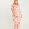 Shrimp on the Barbie - Peach Womens 3/4 Pant Set