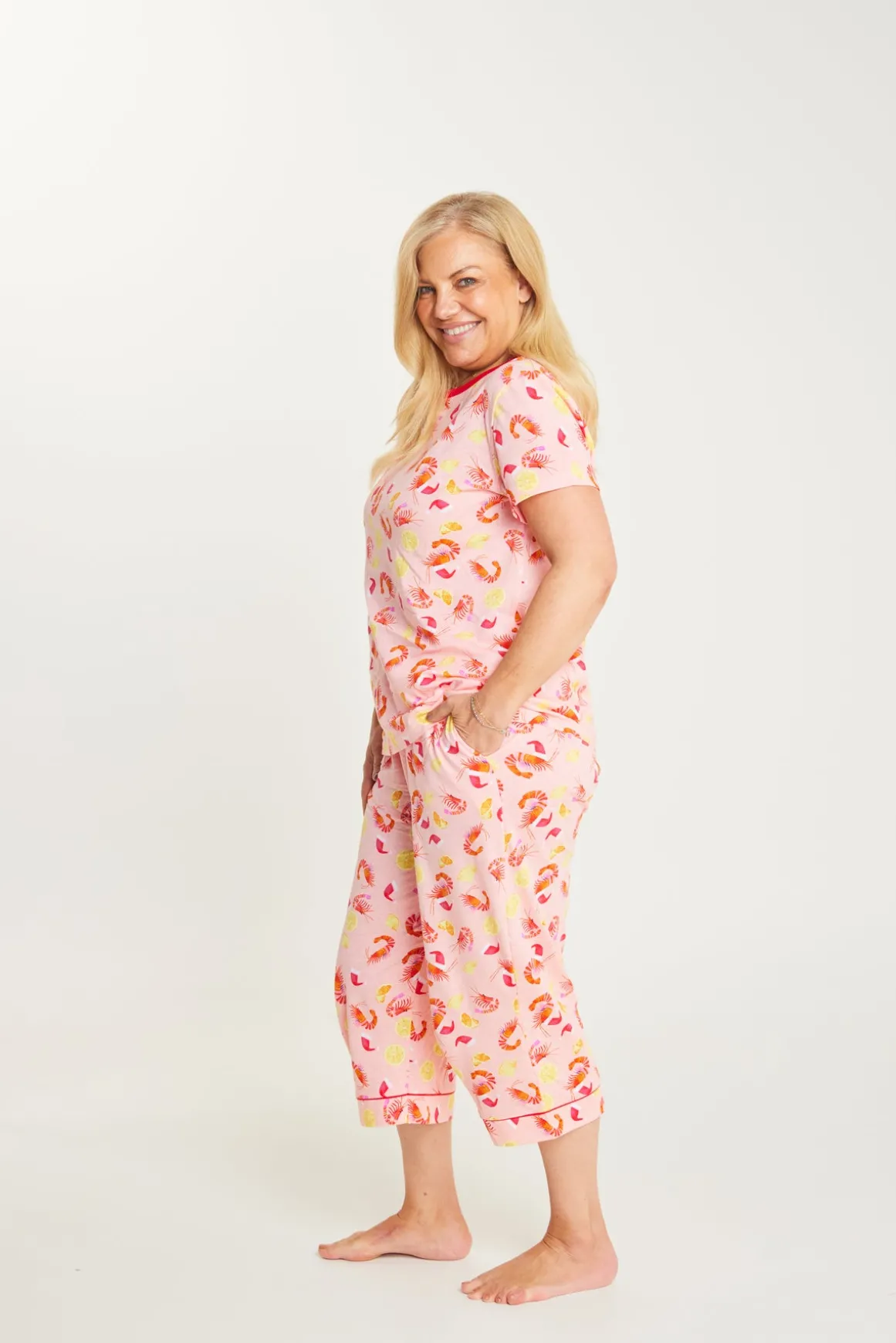 Shrimp on the Barbie - Peach Womens 3/4 Pant Set